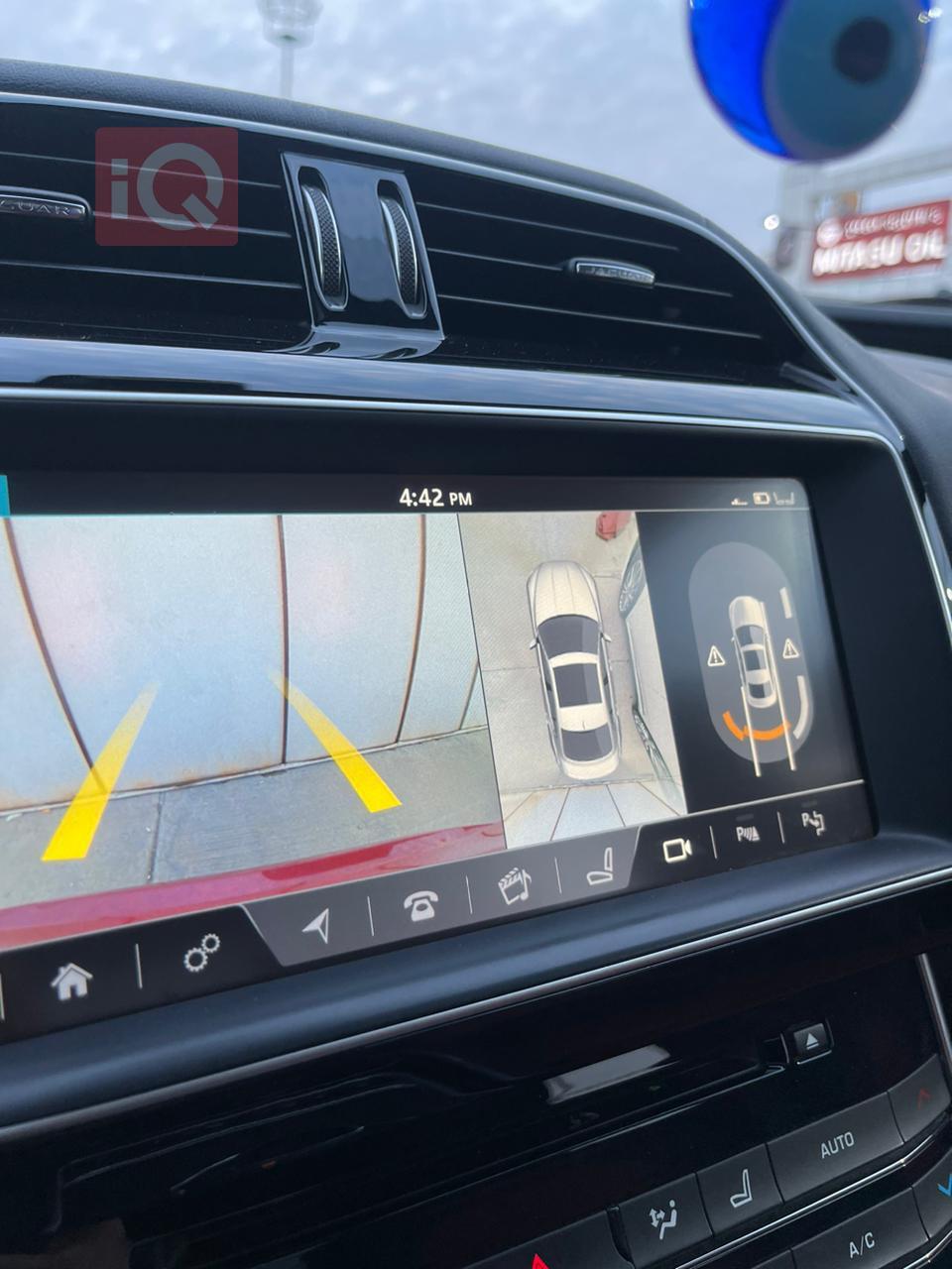 جاگوار XE